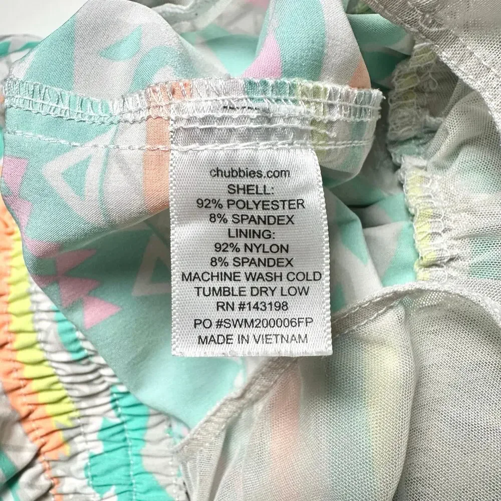 Chubbies | Men | The En Fuegos Pastel Aztec 5.5 Inch Lined Swim Trunks | Medium